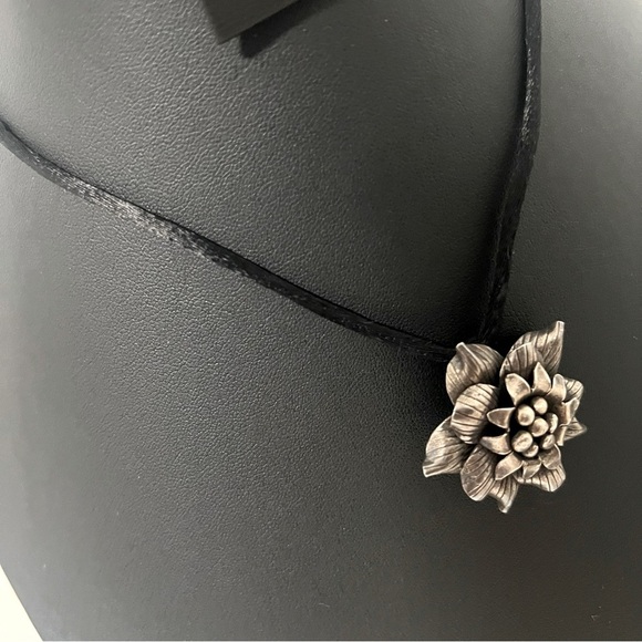 Lotus Flower Oxidized Pendant Choker Necklace Black Cord Bohemian Casual Art - Picture 2 of 7